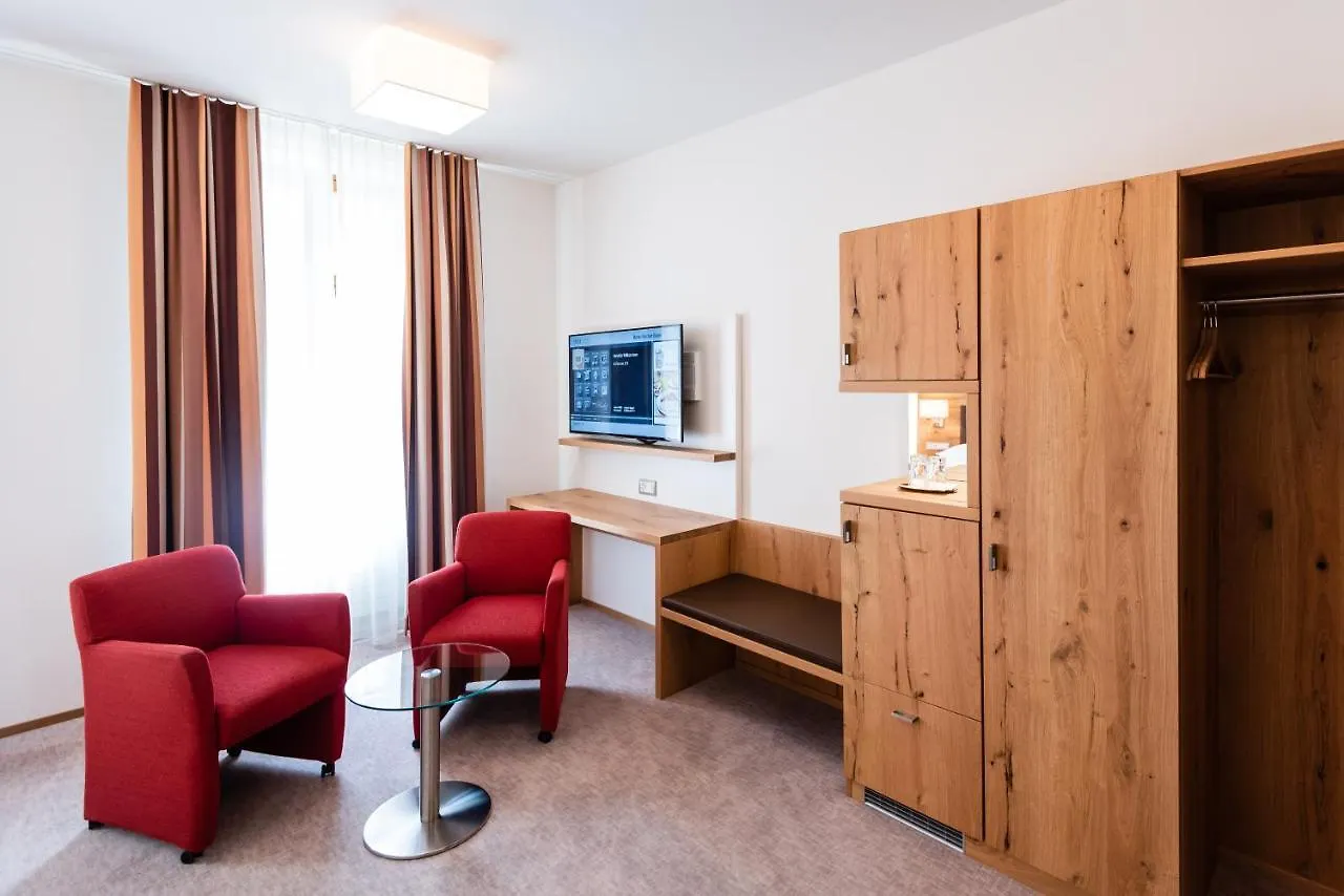 Central City Hotel Rochat Bazylea 3*,