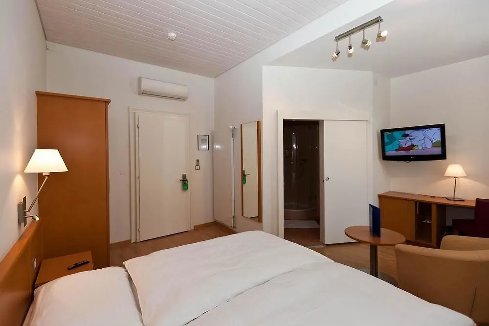 Central City Hotel Rochat Bazylea 3*,  Szwajcaria