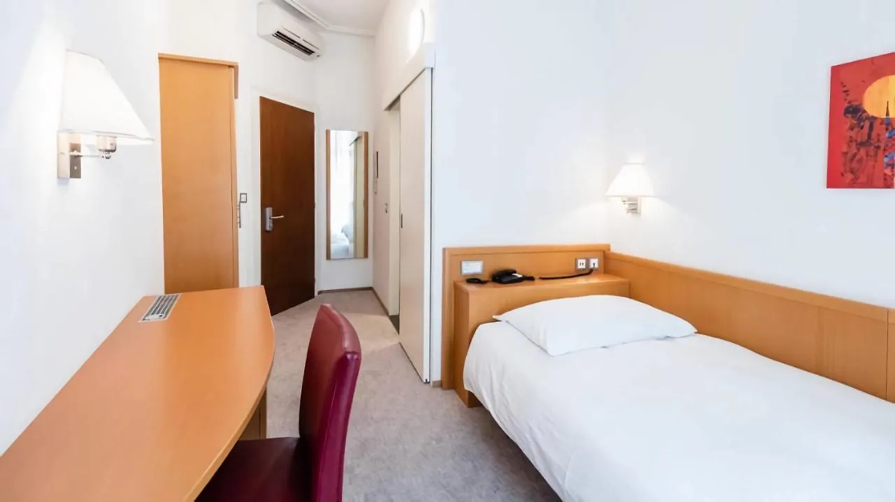 Central City Hotel Rochat Basel